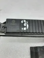 Audi A8 S8 D2 4D Capteur de pression des pneus 4D0907277