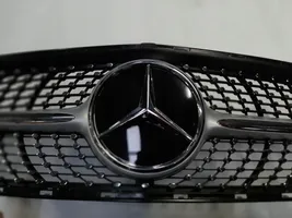 Mercedes-Benz CLA C118 X118 Priekšējais režģis A1188880000