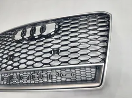 Audi RS7 C7 Augšējais režģis 4G8853667