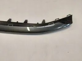 Audi RS3 8Y Modanatura separatore del paraurti anteriore 8Y0807717