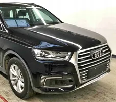 Audi Q7 4M Kompletny zestaw przedniej części nadwozia / karoserii 