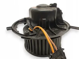 Volkswagen PASSAT B7 Heater fan/blower 3C1820015T