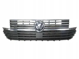 Volkswagen Transporter - Caravelle T1 Front grill 7LA853651B