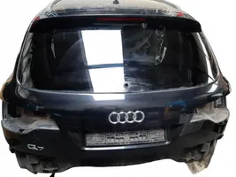 Audi Q7 4L Aizmugurējais pārsegs (bagāžnieks) klapa