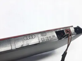 Audi A8 S8 D5 Papildomas stop žibintas 8W5945097