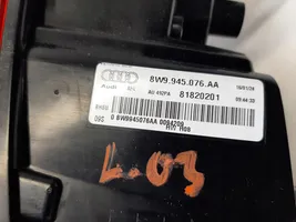 Audi A4 S4 B9 8W Galinis žibintas kėbule 8W9945076