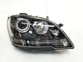 Mercedes-Benz ML W163 Lampa przednia A1648203759
