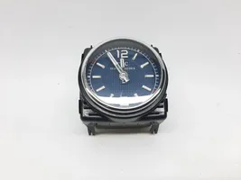 Mercedes-Benz E AMG W210 Horloge A2058272201