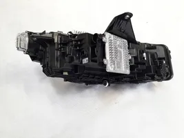 BMW 2 Active Tourer U06 Lampa przednia 5A42247