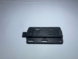 BMW 3 E90 E91 Keyless (KESSY) go control unit/module 6922211