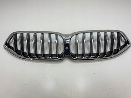 BMW 8 G14 Grotelės priekinės 8092674