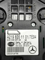 Mercedes-Benz CLS C219 Takaistuimen valo A2198201101