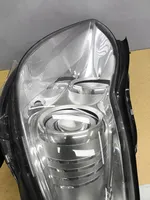 Mercedes-Benz CLS C219 Lampa przednia A2198200161