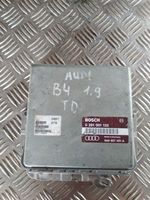 Audi 80 90 S2 B4 Variklio valdymo blokas 0281001132