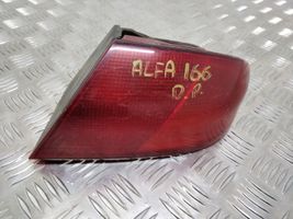 Alfa Romeo 166 Задний фонарь в кузове 