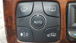 Mercedes-Benz S W220 Gaisa kondicioniera / klimata kontroles / salona apsildes vadības bloks (salonā) 2208301185