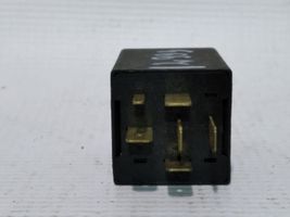 Opel Calibra Other relay 90069864