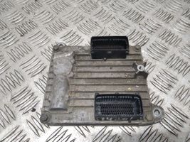 Opel Vectra C Variklio valdymo blokas 55351342