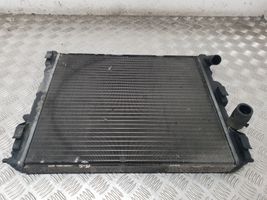 Renault Clio II Radiateur de refroidissement 872730B