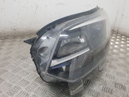 Opel Vivaro Faro/fanale 983283768000