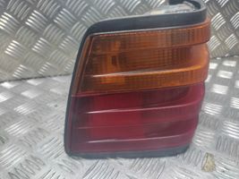 Mercedes-Benz E W124 Feu de recul 06100519