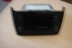 Volkswagen Polo V 6R Panel / Radioodtwarzacz CD/DVD/GPS 6C0035888