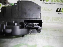 Ford Tourneo Serratura portiera posteriore 82501JD900