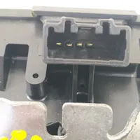 Ford Fiesta Takaluukun lukon salvan moottori 