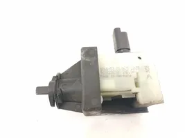 Citroen DS5 Bouchon, volet de trappe de réservoir à carburant 9804392680