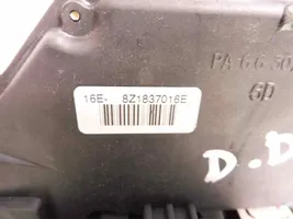 Audi A2 Front door lock 8Z1837016E