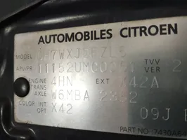 Citroen C-Crosser Couvercle, capot moteur 