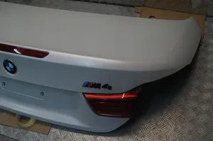 BMW M4 F82 F83 Takaluukun/tavaratilan kansi 