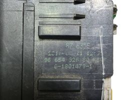 Citroen C4 II Picasso Skrzynka bezpieczników / Komplet 9665492680