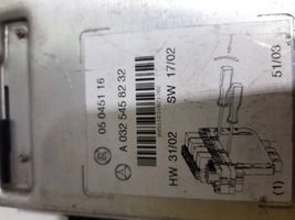 Mercedes-Benz S W220 Fuse module A0325458232