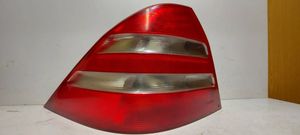 Mercedes-Benz S W220 Lampa tylna A2208200164