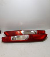 Ford Focus Lampy tylne / Komplet 4M5113405A