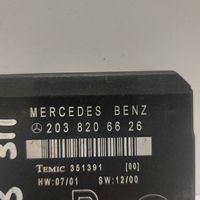 Mercedes-Benz C W203 Unité de commande / module de verrouillage centralisé porte 2038206626