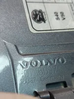 Volvo V50 Klapka wlewu paliwa 0716037