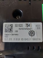 Volkswagen Golf VII Licznik / Prędkościomierz 5G1920754