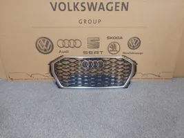 Audi Q3 F3 Grille calandre supérieure de pare-chocs avant 83F853651B