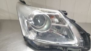 Toyota Avensis T270 Headlight/headlamp 8112605310