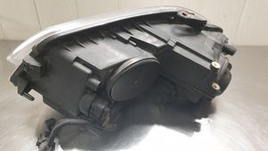 Volkswagen Touran I Lampa przednia 1K0941329