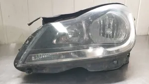 Mercedes-Benz C AMG W204 Lampa przednia A2048209559