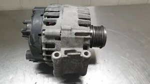 Volkswagen Golf VII Generatore/alternatore 06J903023H