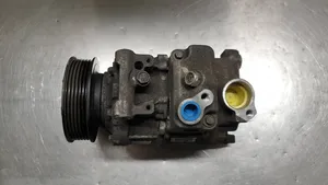 Audi A4 S4 B8 8K Ilmastointilaitteen kompressorin pumppu (A/C) 8K0260805E