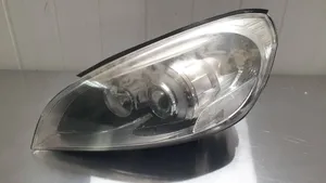 Volvo V60 Lampa przednia 31299990