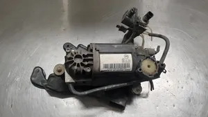 Mercedes-Benz E W211 Ilmajousituksen kompressoripumppu 8931294584