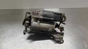 Mercedes-Benz C W205 Ilmajousituksen kompressoripumppu 5899338165C