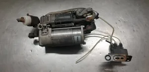 Mercedes-Benz E W212 Ilmajousituksen kompressoripumppu 4420512661