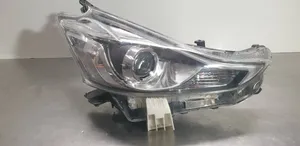 Toyota Prius+ (ZVW40) Lampa przednia koito4768